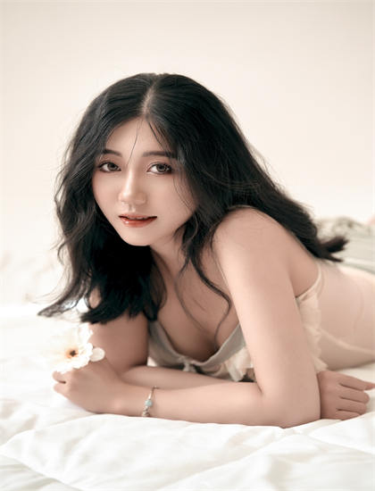 《铁笼密室淘汰赛2019》转折点分析现象级的：剧情发展与角色转变，票房冠军